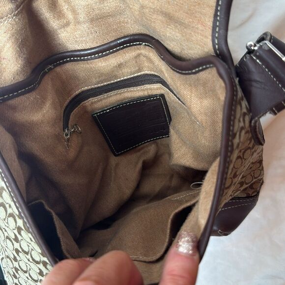Coach Y2K Brown/Light Brown Signature Canvas Bag. - Picture 12 of 12